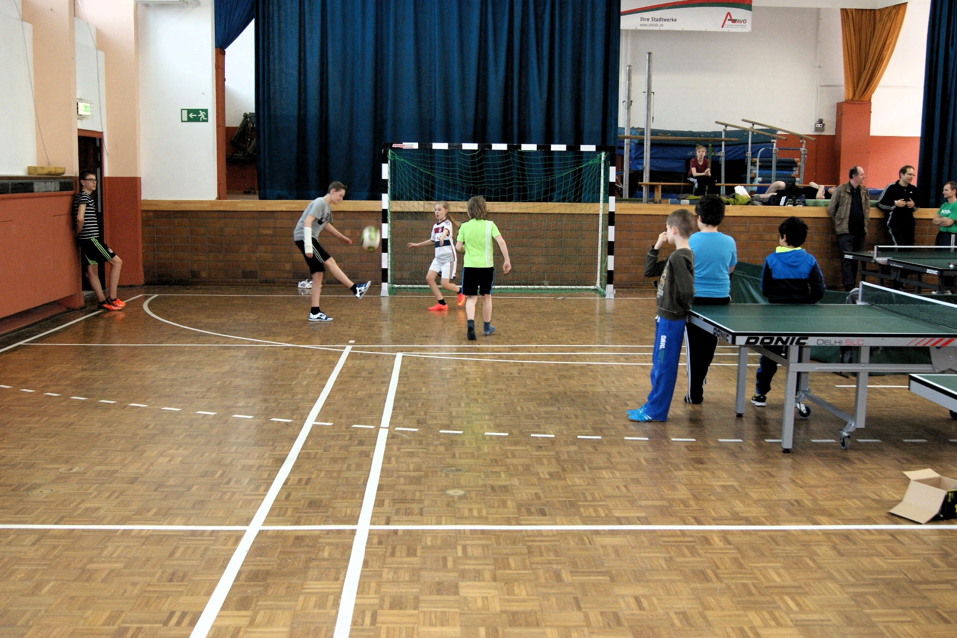 Mal kurz Fußball