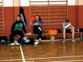 Trainerbank und gebrochener Arm
